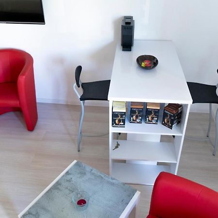 Ferienwohnung Dennis 로라흐 외부 사진