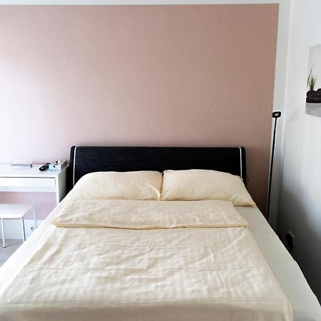 Ferienwohnung Dennis 로라흐 외부 사진
