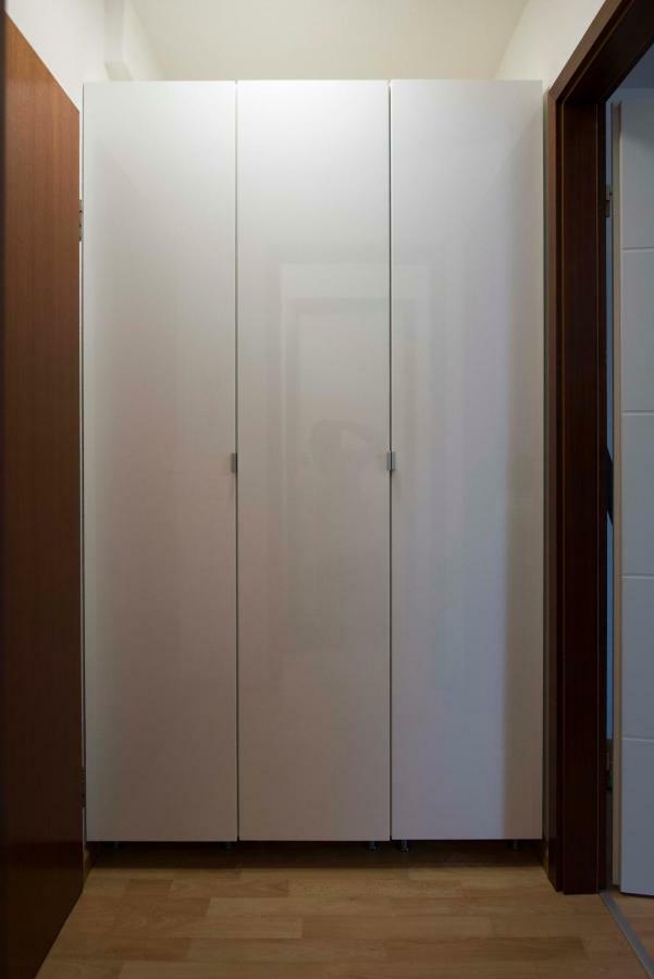 Ferienwohnung Dennis 로라흐 외부 사진